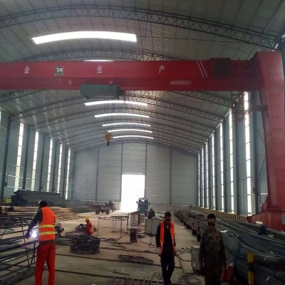 ML電動(dòng)葫蘆門(mén)式起重機(jī)