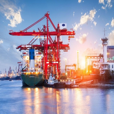 如何防止在碼頭的起重機生銹？